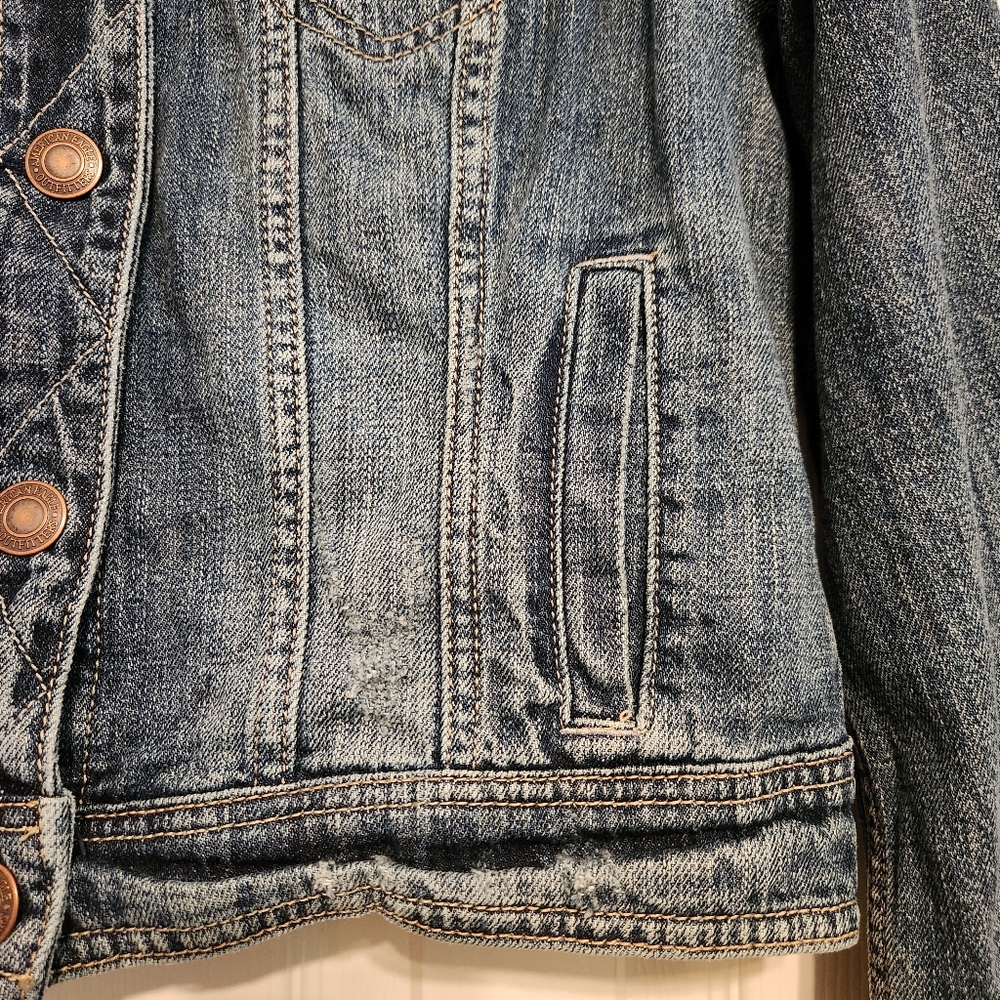 🦅American Eagle Outfitters Cropped Distressed Denim Jacket Size Large - Picture 5 of 12